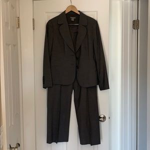 Women’s pantsuit
